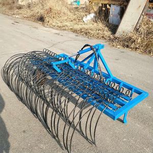 Machine de récupération de films résiduels, montage sur tracteur, distributeur de films plastiques de déchets, recyclage automatique - Product Image 1