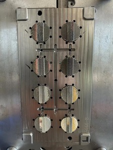 Personalizzato EU/ASTM Norm road studs stampaggio ad iniezione reflex reflector mold core insert - Product Image 5