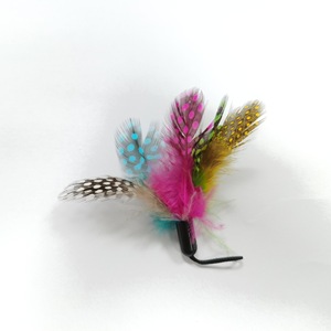 ของเล่นแมวขนนก ลายจุด สีสันสดใส ของเล่นสัตว์เลี้ยงแบบมีด้ามจับยาว - Product Image 1