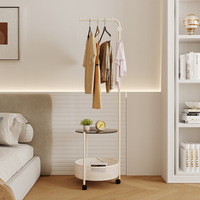 Porte-vêtements métallique sur pied et armoire de chevet combinés, directement de l'usine, étagère de rangement mobile de luxe léger