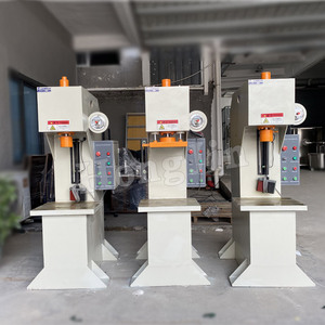 เครื่องกดไฮดรอลิกแบบแขนเดี่ยวรูปโค้ง เครื่องกดไฮดรอลิกเซอร์โวรูปโค้ง อุปกรณ์กดไฮดรอลิกแบบกระบอกสูบไฟฟ้าเดี่ยว - Product Image 4