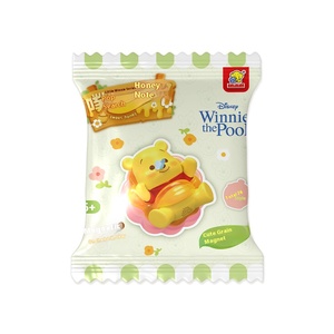 Adorables adornos magnéticos <span class=keywords><strong>de</strong></span> oso congelado y miel lindas calcomanías <span class=keywords><strong>de</strong></span> mantequilla <span class=keywords><strong>de</strong></span> escritorio; Pooop Looking Honey Bag al por mayor - Product Image 5