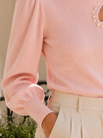 Pull en tricot à col montant pour femme, orné de perles, à manches bouffantes découpées, en tricot doux