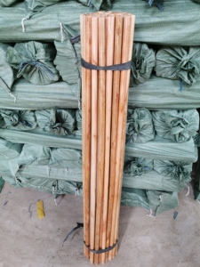 <span class=keywords><strong>Venta</strong></span> Directa de Fábrica: Palos de Escoba de Madera Barnizada para Uso Interior o Exterior - Product Image 6