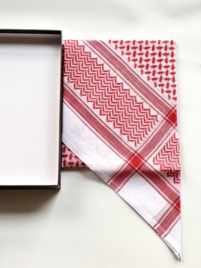 Keffiyeh Shemagh arabe en coton pur de haute qualité - un choix premium pour les vêtements - Product Image 1