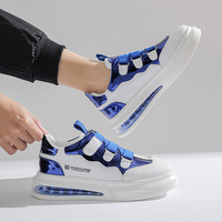 2024 nuova suola spessa scarpe da passeggio di tendenza della moda maschile sopraelevate