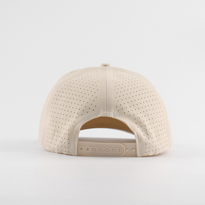 Bán buôn thanh lịch màu kem Mũ Golf Tùy chỉnh cao su vá Logo hơi cong vành Nắp thoáng khí Thiết kế đục lỗ kiểm tra - Product Image 4