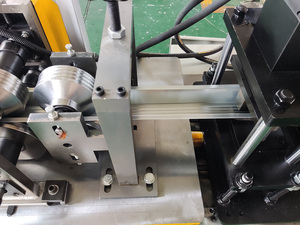 Machine de formage de profilés Omega-Équipement de formage de profilés en acier automatique Omega pour toiture en acier - Product Image 6