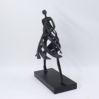 Figurines en fonte de décoration d'art de bureau créatif Ornements Sculpture de dame en métal noir pour la maison