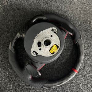 Volant personnalisé de luxe en cuir et fibre de carbone véritable avec surpiqûres rouges pour <span class=keywords><strong>Audi</strong></span> A3 A4L A5 A6L A7 A8 Q5 Q7 Q8 TT <span class=keywords><strong>R8</strong></span> - Product Image 5