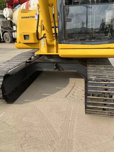 Excavatrice KOMATSU PC70 avec godet de terrassement d'une capacité de 0,2 m³, poids opérationnel de 7 tonnes, moteur Cummins, équipement de construction d'occasion - Product Image 6