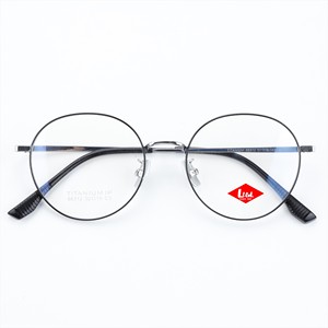 最新のチタン製カラフルクラシックフレーム デザイナーズ メンズ レディース 老眼鏡 光学眼鏡フレーム 眼鏡 日本 - Product Image 1