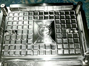 Moule de presse composite FRP GRP sur mesure pour manhole en SMC BMC, outillage en acier durable de haute précision pour l'infrastructure routière et le drainage des égouts - Product Image 4
