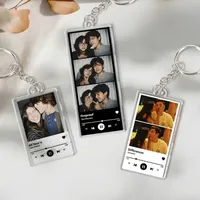 Porte-clés rectangulaire personnalisé en plastique UV acrylique, photo personnalisée, image d'artiste, souvenir mignon et romantique pour couple, anniversaire