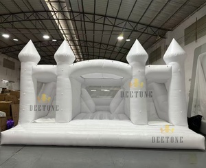 Château <span class=keywords><strong>gonflable</strong></span> blanc personnalisé avec double toboggan, aire de jeux <span class=keywords><strong>gonflable</strong></span> pour les fêtes et la location - Product Image 2