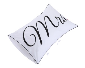 Housse de coussin personnalisée en polyester 100% tissé uni noir et blanc imprimé avec passepoil pour la maison et l'hôtel - Product Image 1