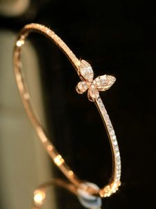 Pulsera de Diamantes Naturales Xinfly de 0.90ct con Diseño de Mariposa, Brazaletes Finos de Oro de 18K para Uso Diario, Ocasiones Formales, San Valentín, Aniversario - Product Image 2