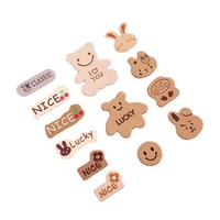 Logo personnalisé 20 ans chapeau en cuir PU Patch vêtements pliables Jeans étiquette étiquettes de vêtement de haute qualité