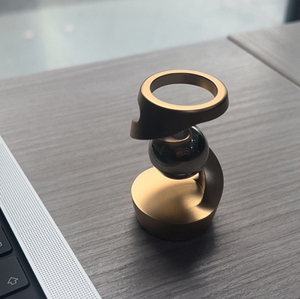 Kim loại treo bóng xoay Gyro Máy tính để bàn động Fidget spinner Đồ chơi trọng lực bất chấp động Levitating Bàn đồ chơi con quay hồi chuyển - Product Image 3
