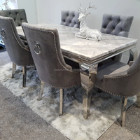 Ensemble de Salle à Manger 6 Places avec Plateau en Faux Marbre, Pieds en Acier Inoxydable et Base Argentée