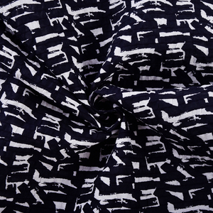 Bán Buôn Tùy Chỉnh Màu Đen Hình Học Muối Shrank Nhăn Nhăn Dệt Thoáng Khí 100% Cotton In Vải Cho Ăn Mặc Và Túi Xách - Product Image 1