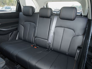 Changan X7 PLUS 2024 1.5T Nouvelle Voiture Essence Confort SUV Compact 7 Places Haute Vitesse Automatique - Product Image 6