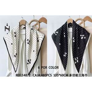 Pañuelo triangular multifuncional Ziyou de 135x60 cm con lunares para mujer, para todas las estaciones, poliéster y algodón - Product Image 1