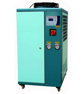 Enfriador de Agua Industrial Duradero de 50-2500KW, Sistema de Refrigeración Automático para Equipos de Procesamiento de Plástico, 1 Año de Garantía - Product Image 4
