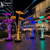 Lumière paysagère extérieure lumineuse et colorée en forme de fleur en fer IP65 pour les zones touristiques culturelles, les zones de repos et les espaces commerciaux