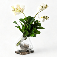 Vase décoratif de bureau en verre transparent de forme irrégulière moderne et base en marbre naturel