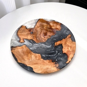 <span class=keywords><strong>Planche</strong></span> à fromage et charcuterie ronde en <span class=keywords><strong>bois</strong></span> et résine faite à la main YINHAO, <span class=keywords><strong>planche</strong></span> à découper <span class=keywords><strong>circulaire</strong></span> décorative en époxy avec œuvre d'art en résine unique - Product Image 4