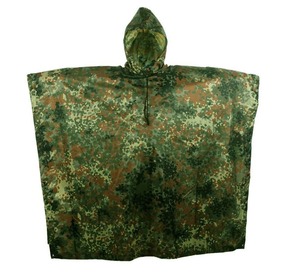 Poncho de pluie camouflage grande taille à couverture intégrale pour les participants aux entraînements en plein air, pour l'alpinisme, le camping et les aventures en terrain pluvieux - Product Image 3