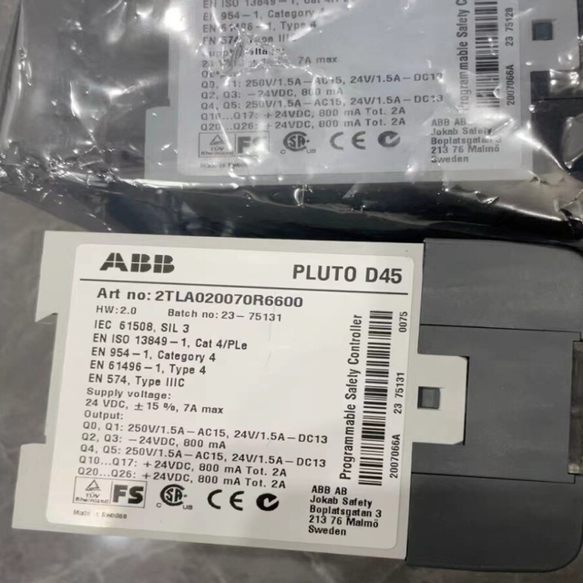 D45 Safety Relay 2TLA020070R6600 PLC