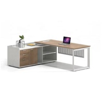 Meubles de bureau de haute qualité, design moderne, bureau avec structure en acier, plateau blanc en bois, poste de travail pour 6 personnes pour le personnel