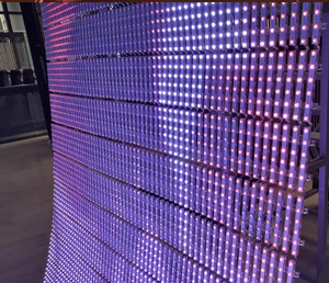 Low Noise Outdoor LED <b>Mesh</b> Screen for Residential Area - Product Image 6