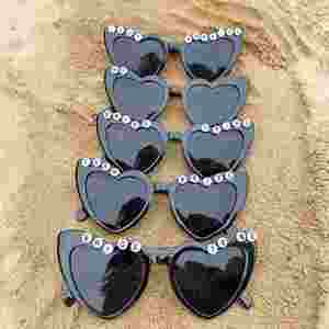 Gafas <span class=keywords><strong>de</strong></span> sol en forma <span class=keywords><strong>de</strong></span> corazón <span class=keywords><strong>de</strong></span> amor <span class=keywords><strong>de</strong></span> <span class=keywords><strong>despedida</strong></span> <span class=keywords><strong>de</strong></span> <span class=keywords><strong>soltera</strong></span> para fiesta <span class=keywords><strong>de</strong></span> novia mujer estilo Vintage Mod Retro perla Rhinestone gafas borde - Product Image 5