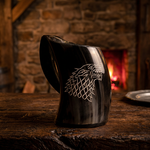 Nouvelle tasse en corne de buffle polie, étanche et faite à la main, pour vin et bière, thème religieux moderne, cadeau de Noël, prix de gros en provenance d'Inde - Product Image 1