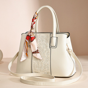 Bolsos cruzados de cuero de última moda, hermosos y modernos bolsos de cuero PU para mujer, bolsos y carteras de lujo para mujer - Product Image 3