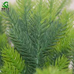 Árbol de Navidad Artificial Grande de PVC y PE Verde con Bisagras, de Alta Simulación, con Soporte Metálico, Impermeable, Marca Binchi, Modelo en Oferta - Product Image 3