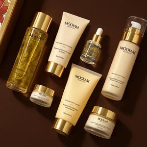 Ensemble de soins de la peau hydratant et nourrissant à la marque privée, ensemble de soin de la peau équilibré à la fleur de duvet, ensemble de soin de la peau radieux en sept pièces - Product Image 4