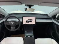Offre Spéciale 2024 Tesla Model Y Argent SUV Électrique Pur de Taille Moyenne 5 Places Conduite à Gauche Véhicule à Énergie Nouvelle avec Certificat COC pour l'Exportation