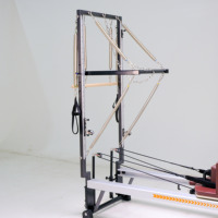 Reformer demi-trapèze portable en alliage d'aluminium stable avec cadre personnalisé et logo couleur, ensemble complet pour studio commercial de yoga et de Pilates