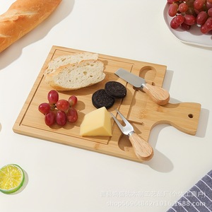 Planche à fromage en bambou Hongshengda avec couteau et fourchette 33x22cm, planche à découper portable pour la maison, pour fromage, fruits, pain - Product Image 5