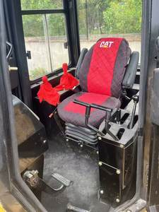 รถปราบดิน D6G แมวมือสองที่มีการดำเนินงานที่มั่นคงและความแม่นยำสูงในการขายร้อน - Product Image 2