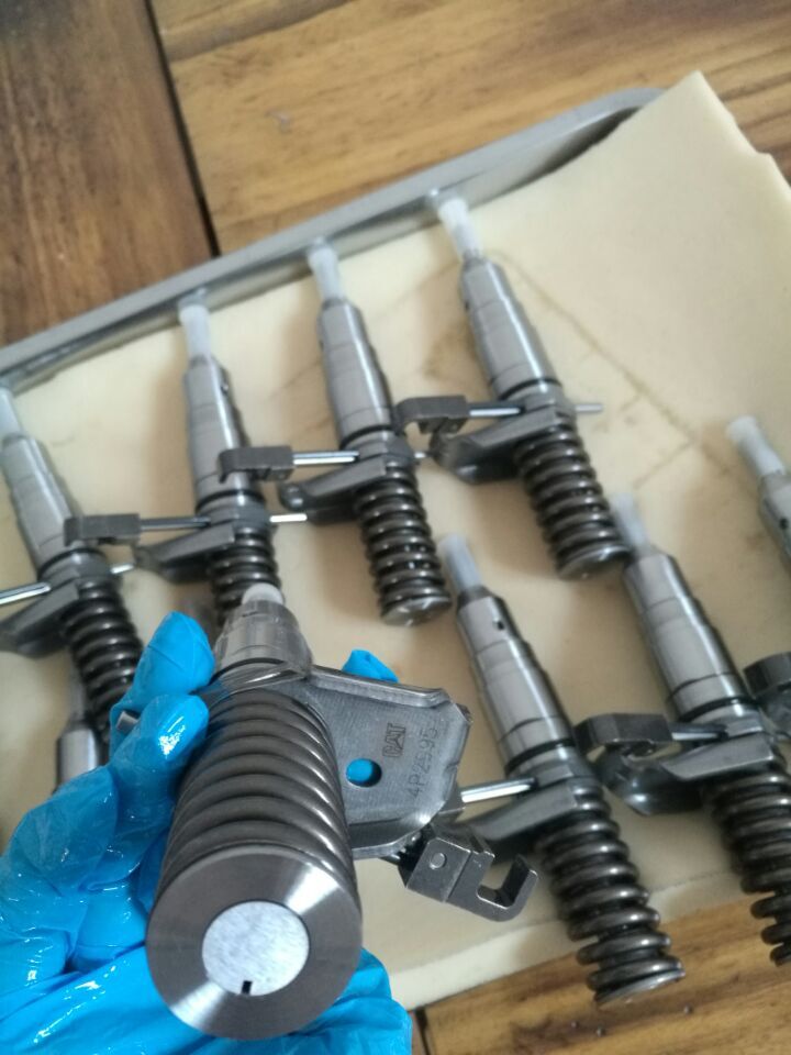 High Performance Fuel injector Nozzle 4P2995 for Excavator Diesel engine