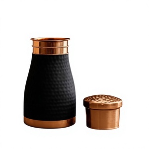 Botella de Agua de Cobre Martillado Hecha a Mano de Lujo, Botella de Metal Reutilizable para el Hogar, Oficina y Gimnasio - Product Image 1