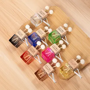 Custom Vierkante 8Ml Reed Diffuser Glazen Aroma Fles Vent Auto Diffuser Parfum Fles Met Houten Cap En Clip Voor auto Decoratie