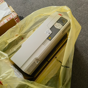 ACS580-01-106A-4 ไดรฟ์ติดผนังสำหรับ ACS580-01-02A7/03A4/04A1/05A7/07A3/09A5/12A7/018A/026A/033A/039A/046A/062A/073A/089A-4 - Product Image 1