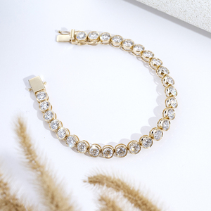 Pulsera de tenis MSB-665 Messi Jewelry personalizable con diamantes de laboratorio redondos engastados en bisel de oro de 14K y diseño de burbujas de eternidad completa. - Product Image 2