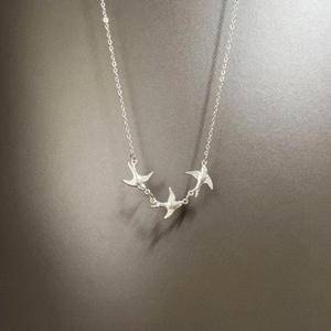 Collier en argent pur S925, design élégant, fleur à quatre feuilles, pour femmes, pendentifs et breloques de luxe français, mode haut de gamme - Product Image 3